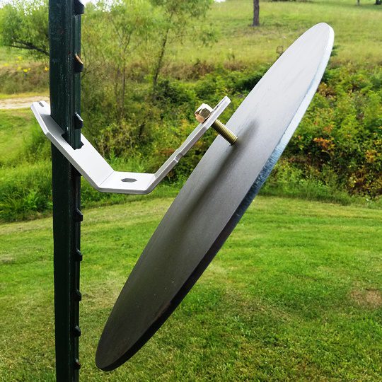 Standard hanger 2 inch bolt mount on 18 inch round target plate